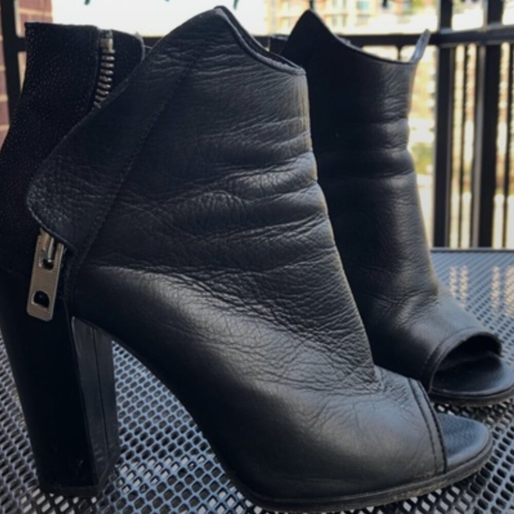 Dolce Vita Black peep toe booties Size 8.5